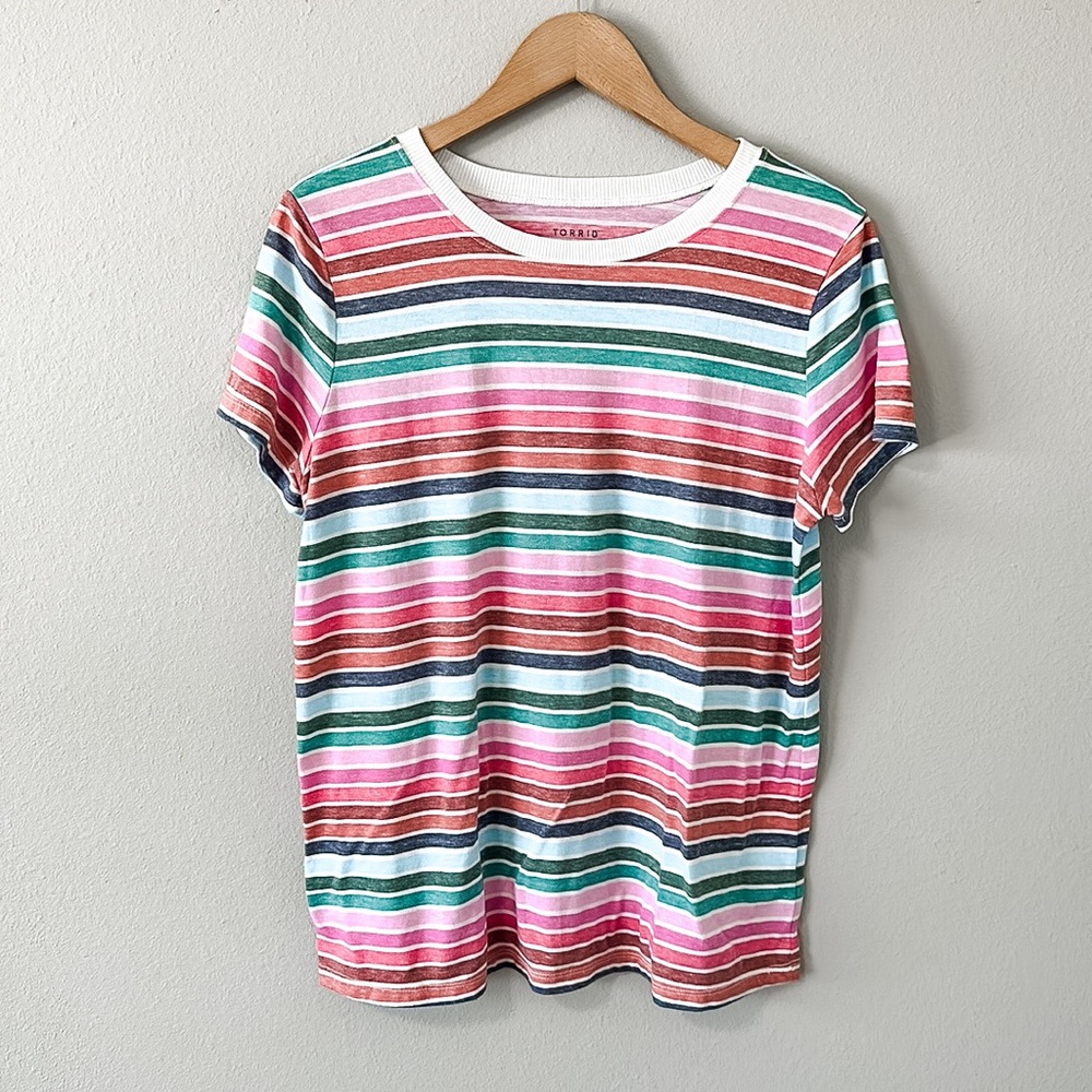 TORRID Multicolor Rainbow Striped Short Sleeve Crewneck Tee Classic Fit Size 0/L